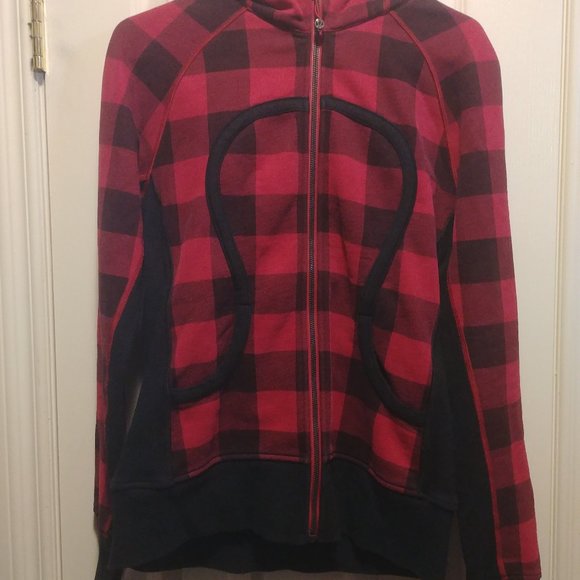 Lululemon Scuba hoodie. Mini Camp Check. 8 - Picture 1 of 3